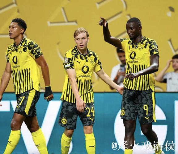 历史战绩碾压!多特对弗赖堡豪取7连胜,每场至 历史战绩碾压!多特对弗赖堡豪取7连胜,每场至